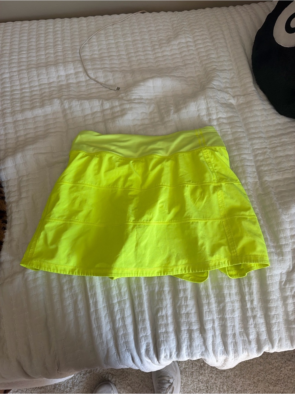 lululemon athletica Neon Yellow pace rival skirt size 4